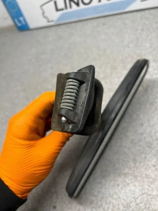 Rétroviseur intérieur BMW 3 E30 OEM 51161817121 image 3