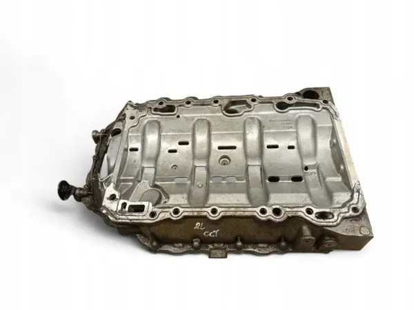 Cárter de aceite OEM 06J103503T para Audi Q3 8U - Usado image 9