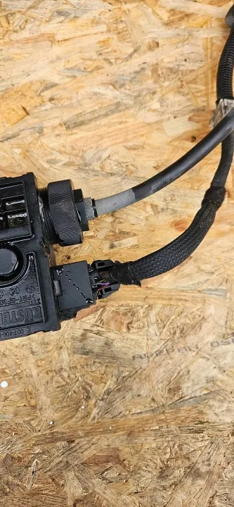 Módulo de freno de mano BMW OEM 136650 para X6 E71 2009 image 4