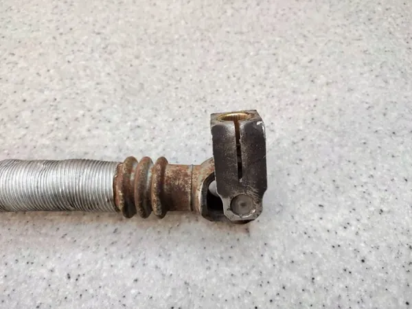 Joint croisé colonne direction OEM A1724600409 Mercedes image 3