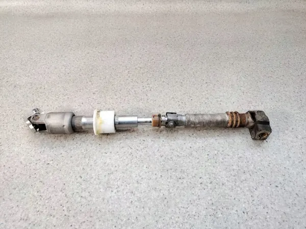 Joint croisé colonne direction OEM A1724600409 Mercedes image 4