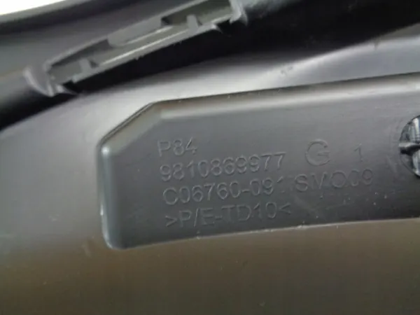 Peugeot 3008 II Framstötfångare Vänster Dekorlist OEM 9810869977 image 5