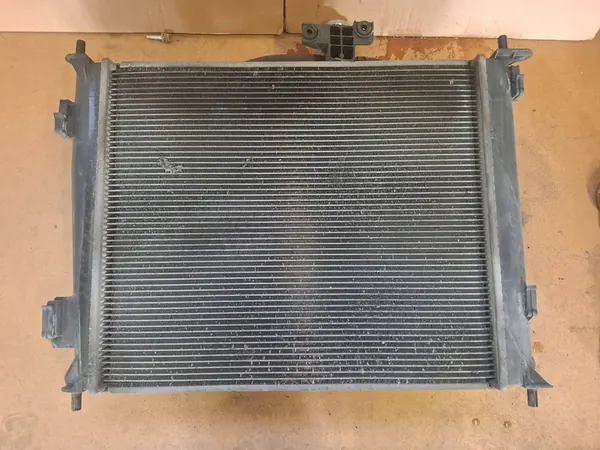 Radiador de agua KIA Soul II 1.6CRDI 2013 OEM image 2