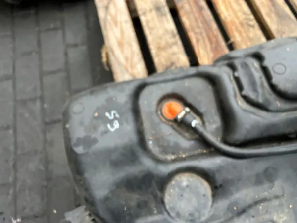 Brandstoftank OEM 32325589 voor Volvo S90 2016- image 3