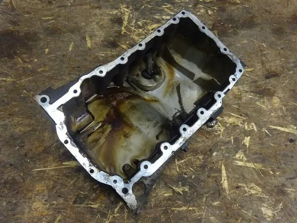 A4 B7 A6 C6 EXEO 2.0 TFSI Oljesump Sensor 06B103603AS image 3