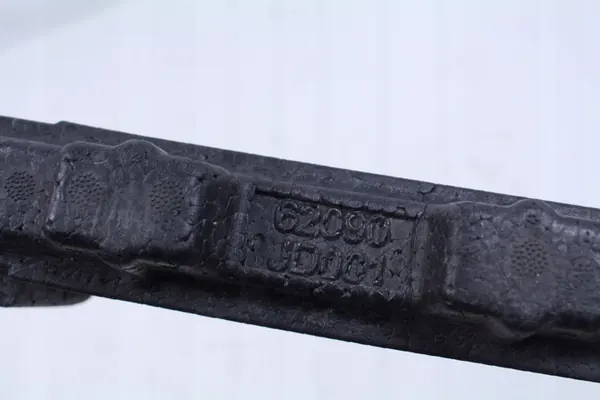 Etupuskuriimeytys Nissan Qashqai J10 image 5