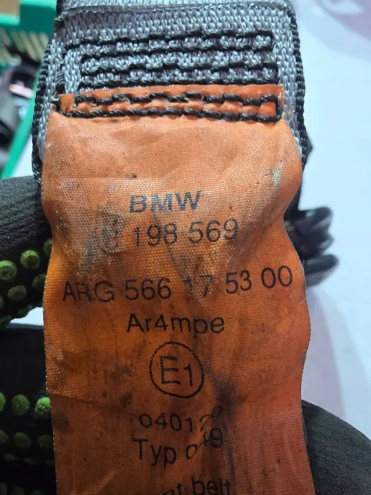 BMW E1040120 framsäkerhetsbälte - Begagnad OEM-del image 3