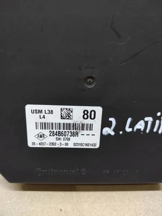 Caixa de fusíveis Renault OE 284B60738R para Latitude 3.0 DCI image 3