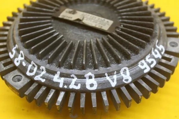 Viskoosikytkin OEM 077121350A Audi A8 S8 D2 4.2:lle image 9