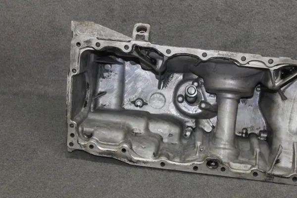 BMW X5/X6 Öljypärä OEM 8515773 - 3.0D/3.5D/4.0D image 7