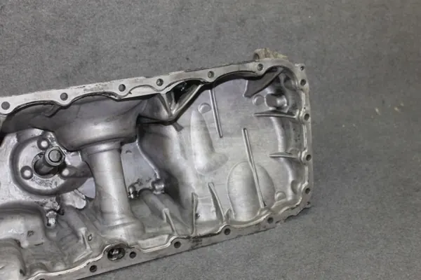 BMW X5/X6 Öljypärä OEM 8515773 - 3.0D/3.5D/4.0D image 8