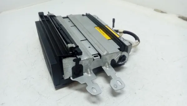 Trocador CD/DVD Mercedes-Benz OEM JUR72964 - Usado image 3