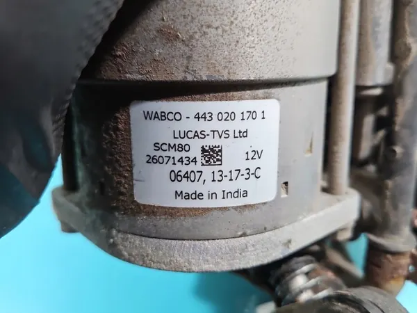 Mercedes-veringspomp OEM A2123200404 image 4