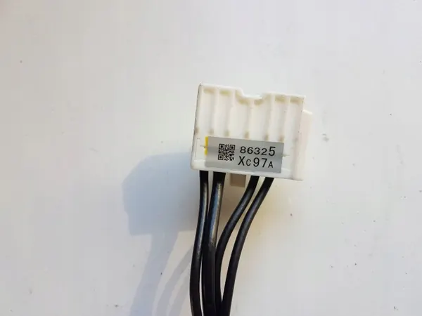 Subaru Ascent Johdinvarsi OEM 86325XC97A image 4