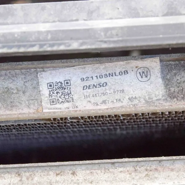 Peça Arrefecimento Nissan Leaf OEM A18700A28001 Usada image 9