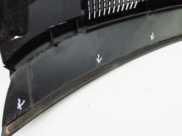 Suzuki Kizashi Yläpilarit Oikea Etu OEM 72330-57L1 image 6