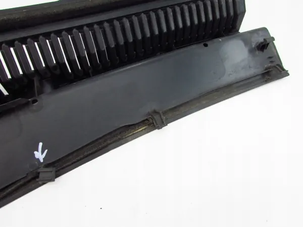 Suzuki Kizashi Yläpilarit Oikea Etu OEM 72330-57L1 image 7