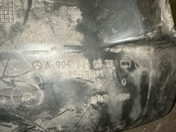 Mercedes-Benz Sprinter W906 2007 Främre vänster hjulhus A9066840277 image 3