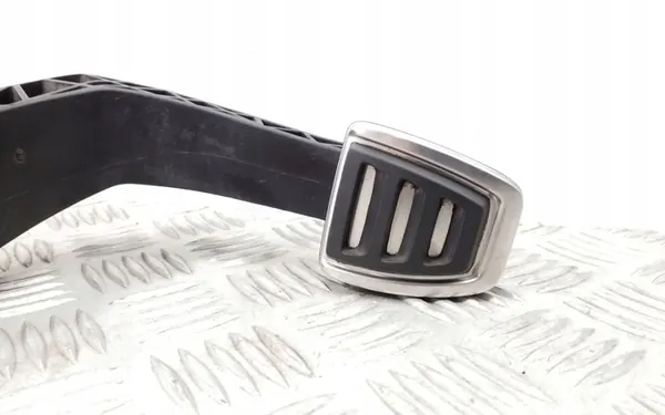 Kupplungspedal Skoda Rapid 2013 6C1721059J image 2