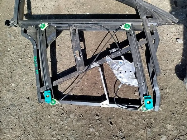 Elevador de vidro dianteiro direito Audi A6 C5 97-04 OEM image 2