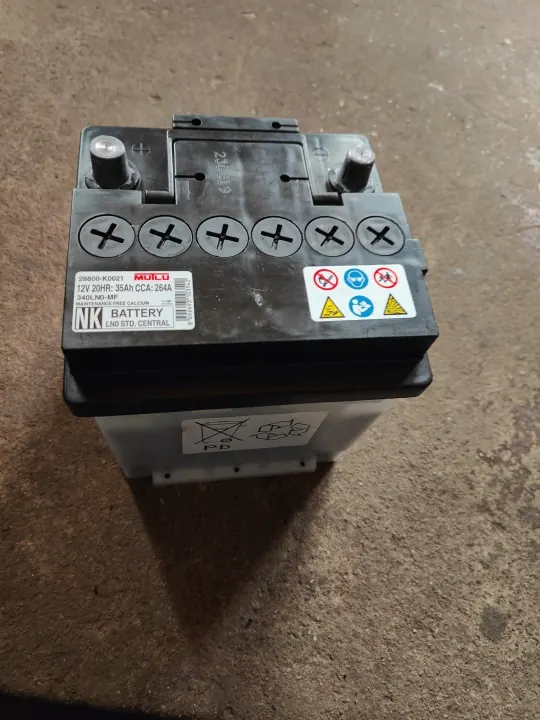 Batería Toyota OEM 28800-K0020 - 35Ah Usada image 4