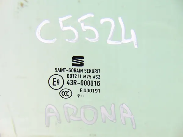 Seitenscheibe rechte Vordertür OEM 18357643674 image 4