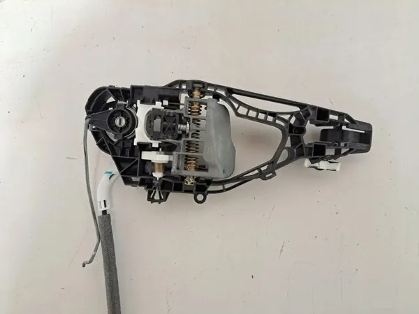 BMW 7377241 Deurgreepframe achter links - Gebruikt image 5