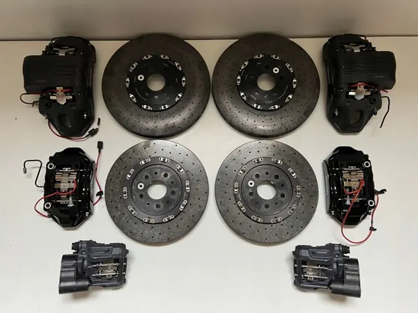 Ferrari Keraamiset Jarrupalat & Jarrupuristimet OEM Tarcze Ferrari image 2