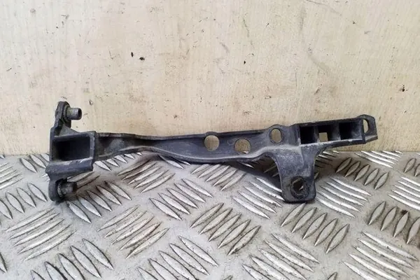 Support de phare avant gauche VW TOUAREG 7L0805733 image 2