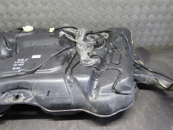 Bränsletank Peugeot 508 I 10-14 9800353980 image 4