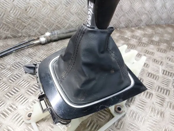 Mazda versnellingspook-verbinding OEM KE40B - Gebruikt image 5