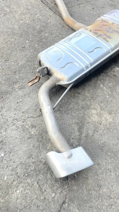 OEM A2464910400 Mercedes Pakoputki Vaimennin Käytetty image 4