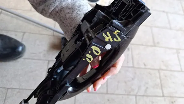 Oikea etuoven kahva VW Sharan II Lift image 3