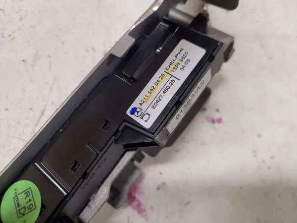 Mercedes-Benz Schaltgestänge OEM 2118217058 image 3