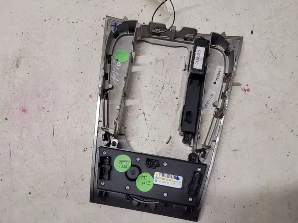 Mercedes-Benz Schaltgestänge OEM 2118217058 image 4