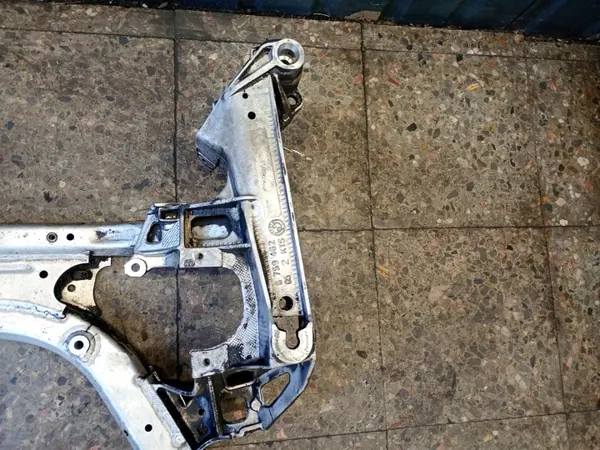 Fram släde vagn OEM 6759462 för BMW E61 2.5 image 4