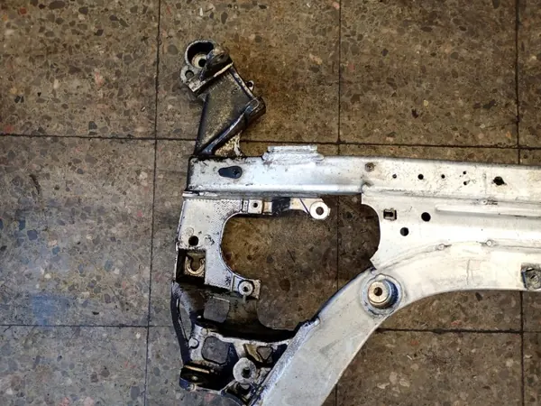 Fram släde vagn OEM 6759462 för BMW E61 2.5 image 9