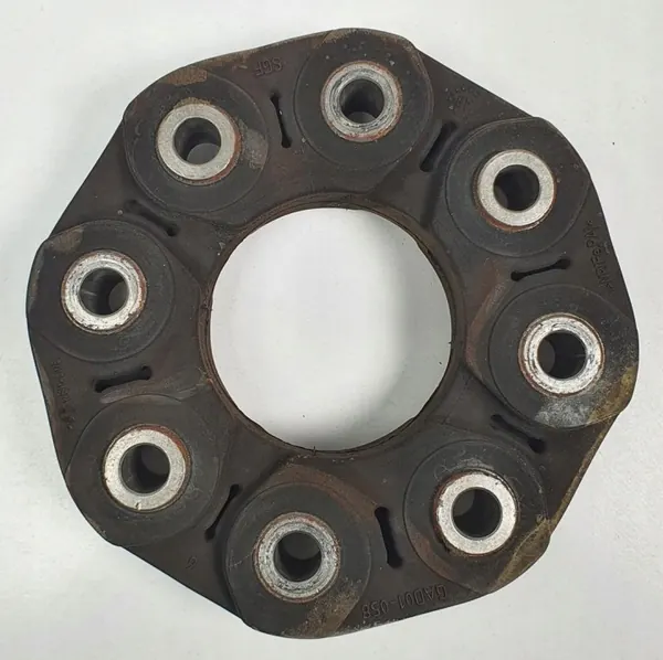 Mercedes W213 2.0 CDI Kardankoppeling OEM 4009000025301 image 2