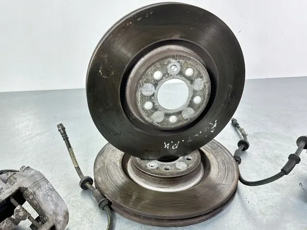 Audi A6 S6 C7 Jarrulevy & Jarrusatula Set OEM 8R0615105CD image 6