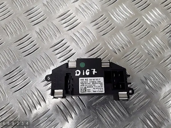 Relé de Resistencia de Calefacción Audi A3 Sportback 2011 F011500081 image 2