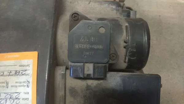 MAZDA 3 BL 1.6 Ilmansuodattimen Kotelo image 5