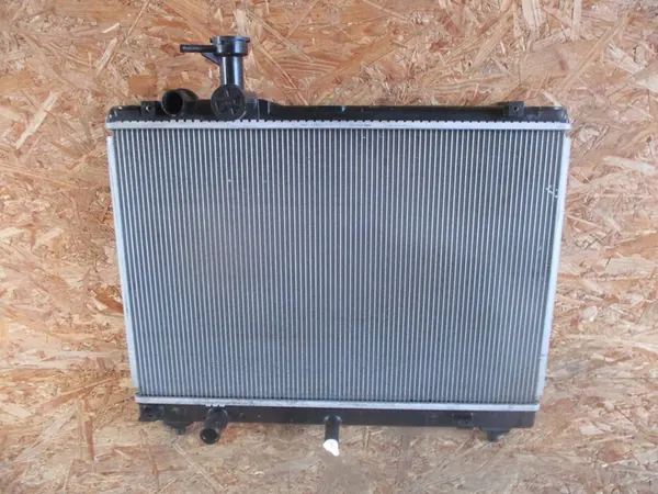 Radiateur d'eau Suzuki Swift V 1.0, 1.2 image 1