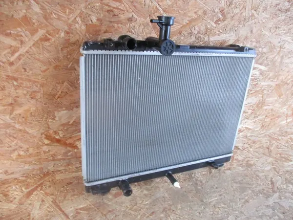 Radiateur d'eau Suzuki Swift V 1.0, 1.2 image 2