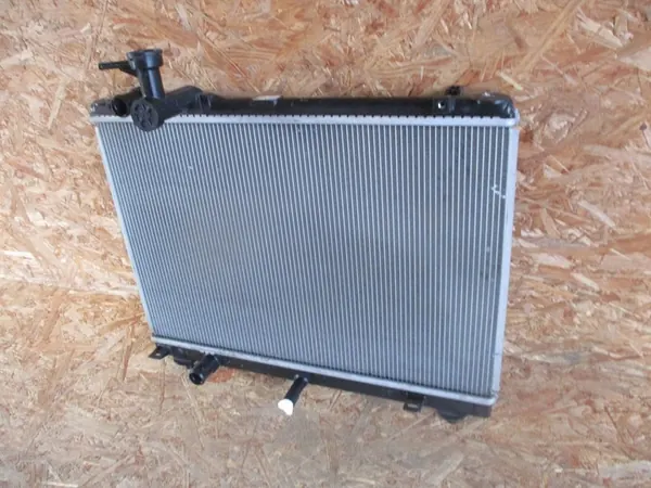 Radiateur d'eau Suzuki Swift V 1.0, 1.2 image 3