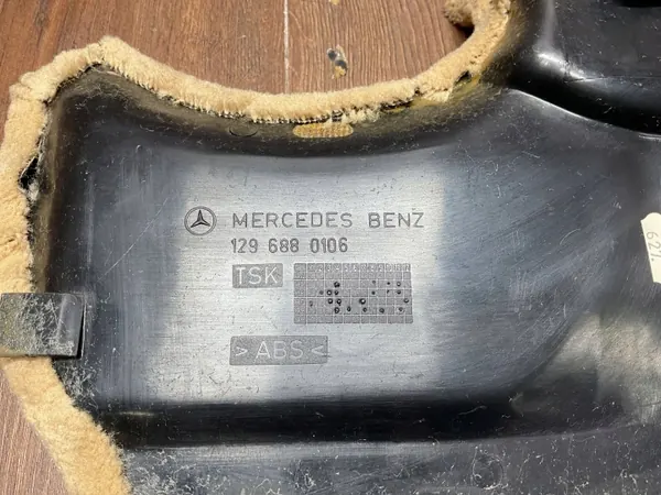 OEM 1296880106 Garniture Pilier Bas Gauche Mercedes SL R129 image 6
