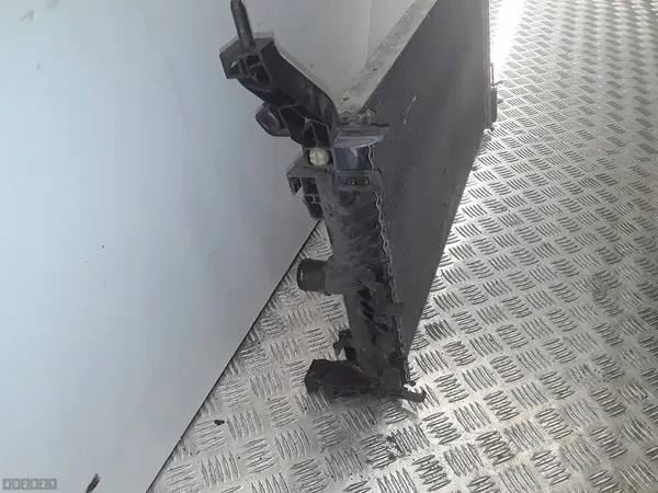 RADIADOR DE AGUA RENAULT LAGUNA III 2.0 DCI 214100005R image 2