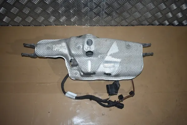 Actuador Audi Q7 Q8 OEM 4M0971165P - Usado image 5