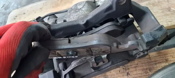 Discos de freio Brembo Audi A4 S4 345mm OEM 8K0615123G image 6