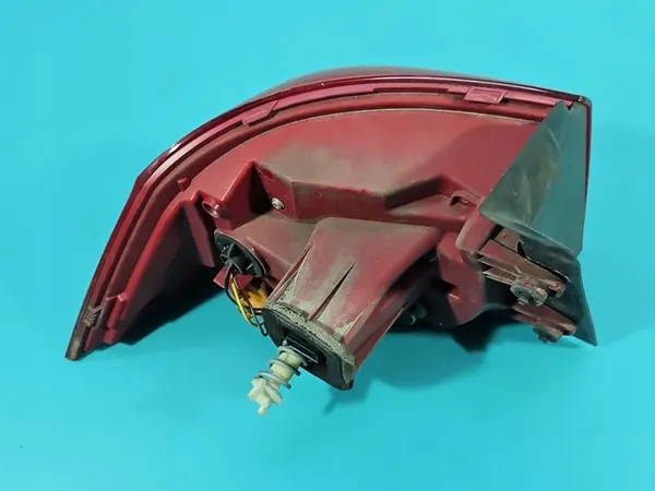 Luz trasera LED derecha VW Passat B7 OEM image 6