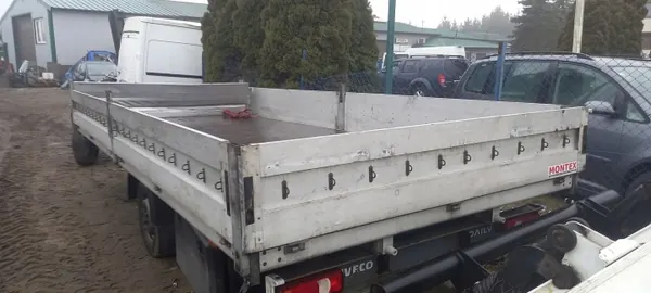 Caixa de carga SKRZYNIA ŁADUNKOWA para Iveco Daily - Usado image 4